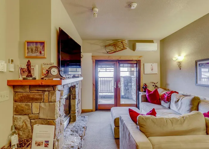 Ski-In/Ski-Out Whitefish Escape W/ Balcony!